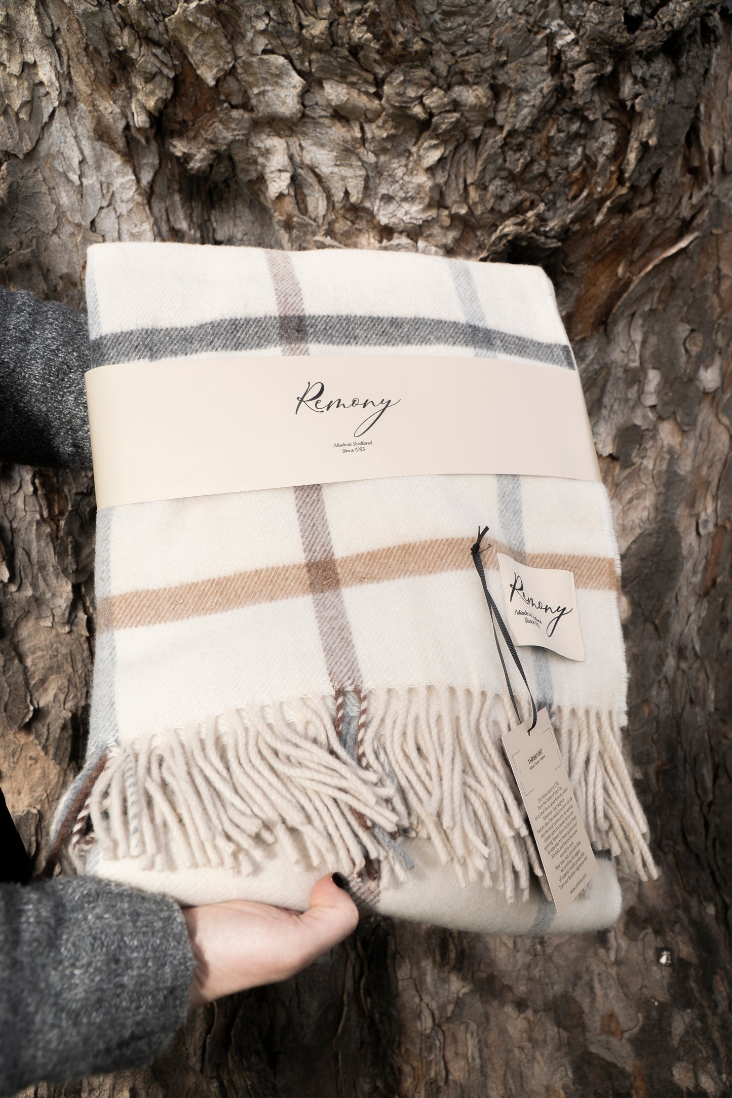Remony Scottish Lambswool Throws