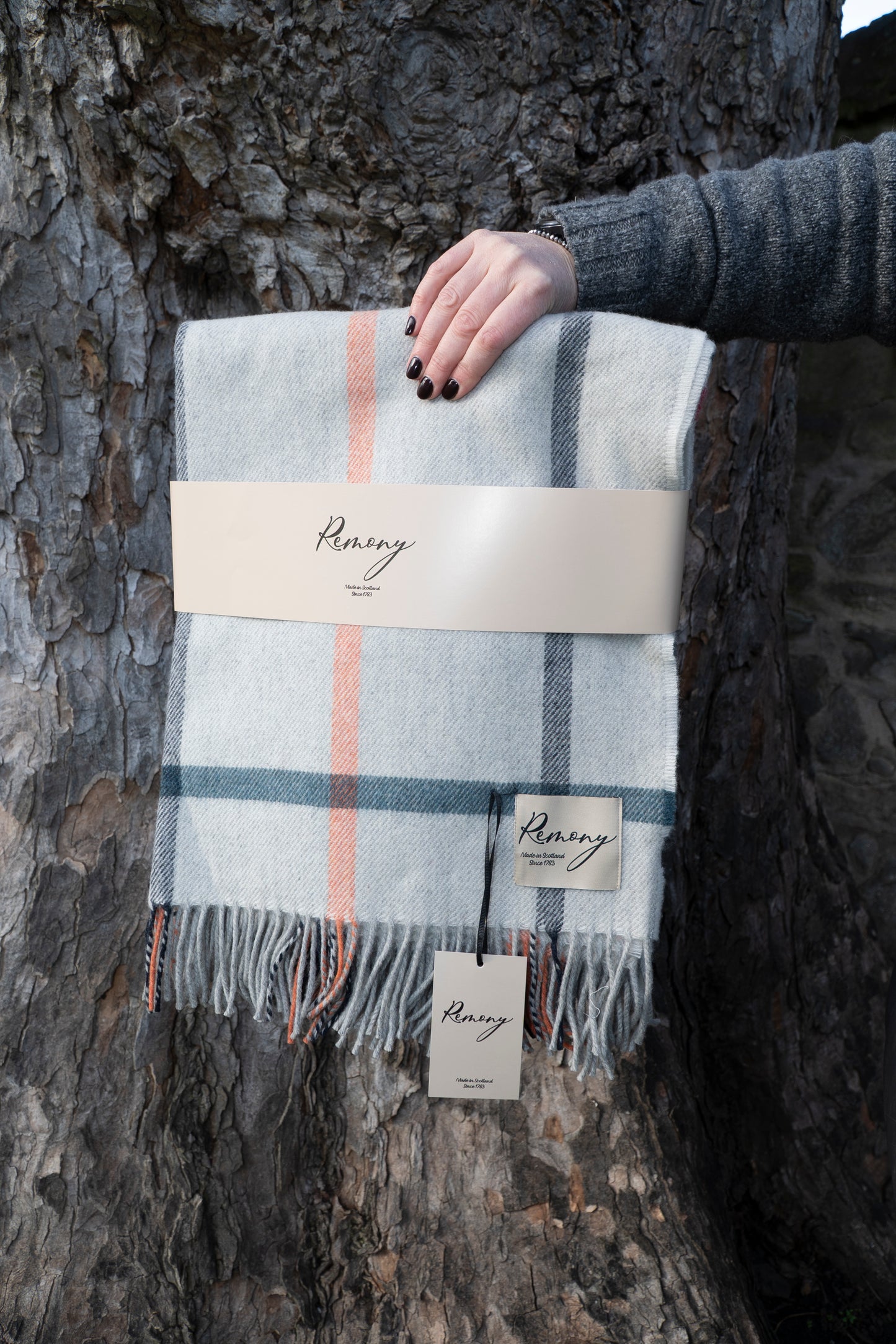 Remony Scottish Lambswool Throws